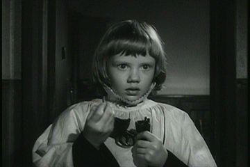 Hayley Mills as Gillie Evans